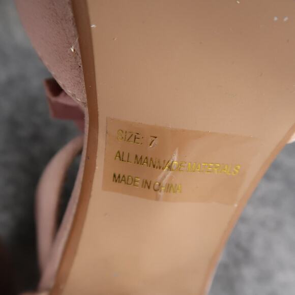 Qupid Shoes Womens 7 High Heel Platform Pumps Peep Toe Ruffle T Strap Back Zip - Picture 13 of 14